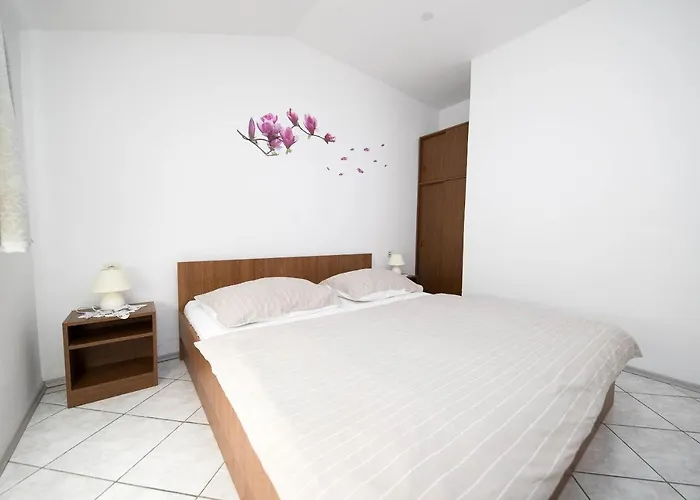 Baretic Apartment